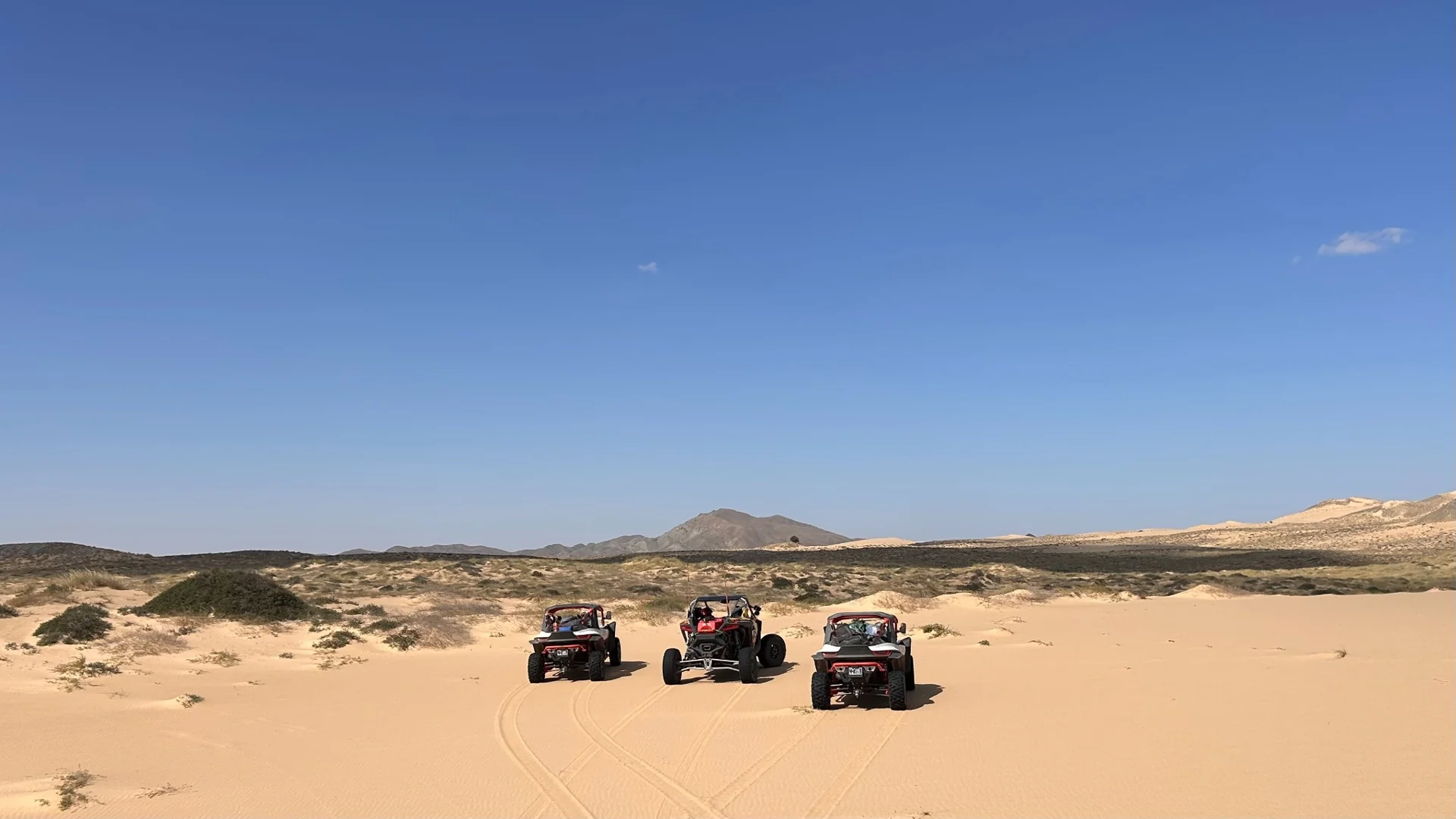 FOX ATVs SxS convoy crossing the sand dunes in Oman