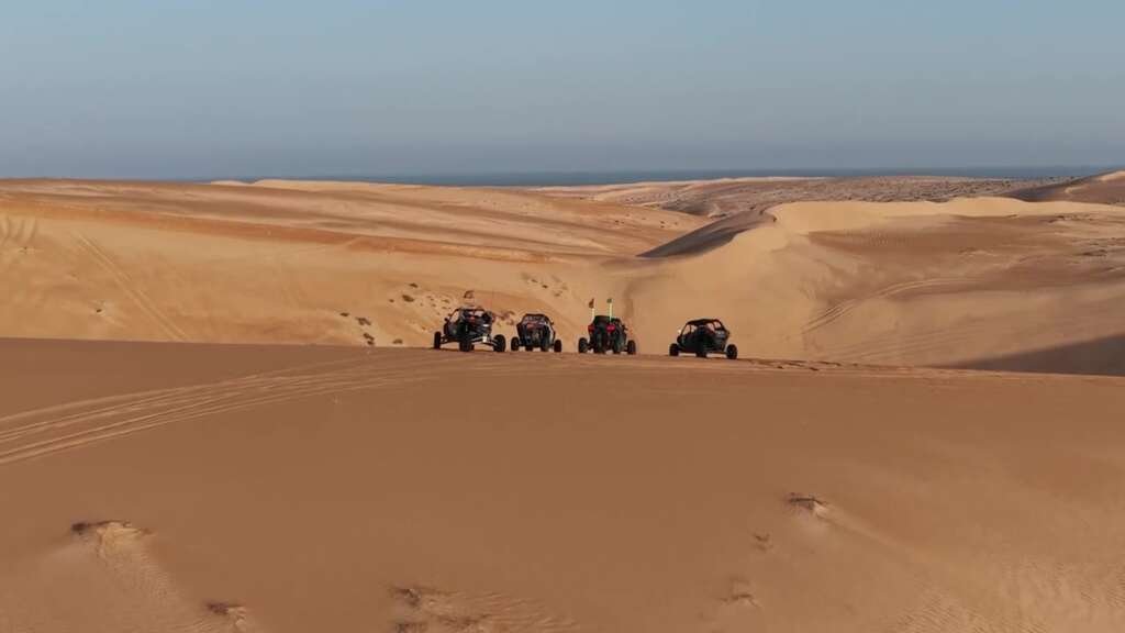 FOX ATVs SxS expedition convoy among Oman’s desert dunes
